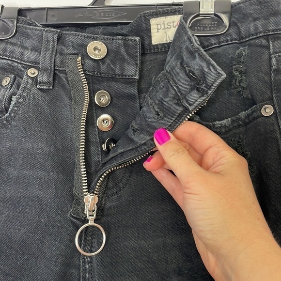 PISTOLA Nico very distressed ring zipper buttons fly cropped jeans - Picture 5 of 11